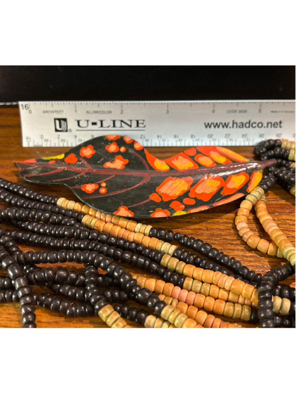 Women's wooden Leaf Pendant Necklace One Size Black Orange - Picture 3 of 4